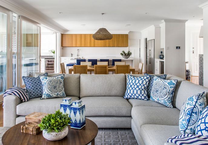 idée decoration salon gris blanc et bleu