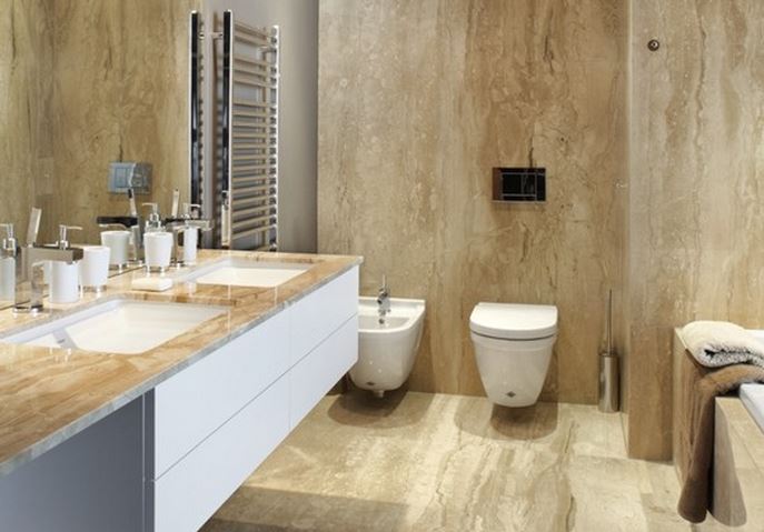 salle de bain moderne en marbre