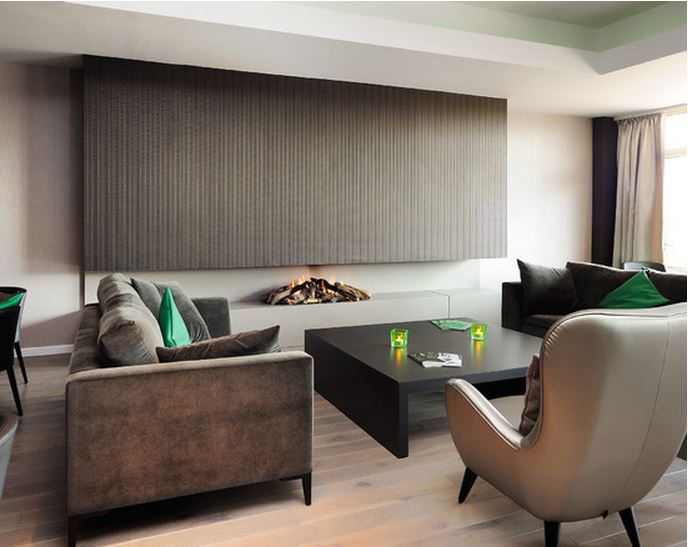 salon avec cheminée moderne