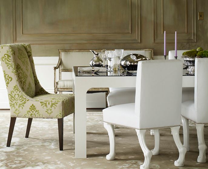 décoration salle à manger chaises blanches